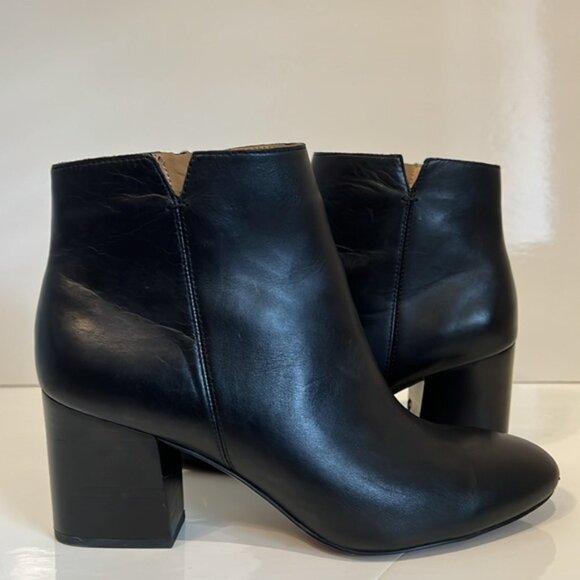 Franco Sarto Black Leather Side Zip Heeled Booties Size 8.5 - Picture 2 of 15